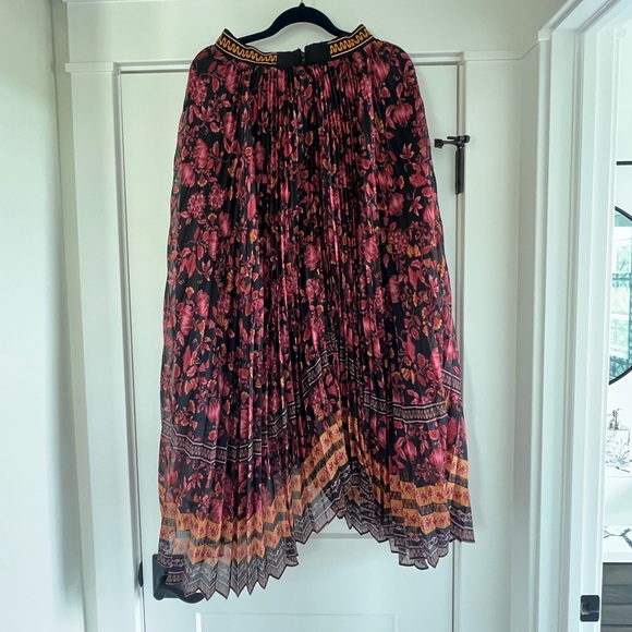 NWT Alice & Olivia skirt - Picture 3 of 10
